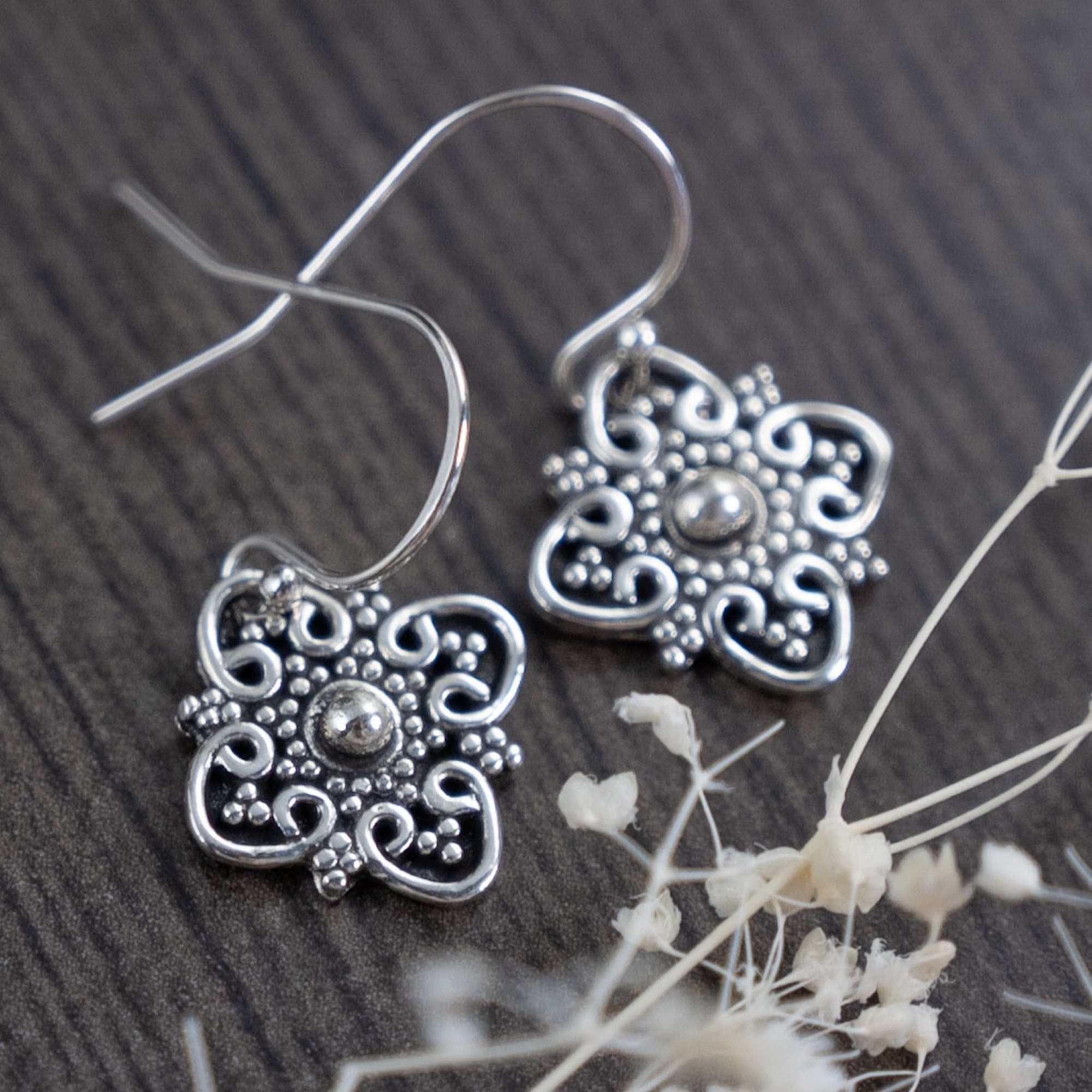 point Bali dangle earrings, Boho style drop earrings South Paw