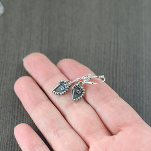 Leaf earrings in sterling silver