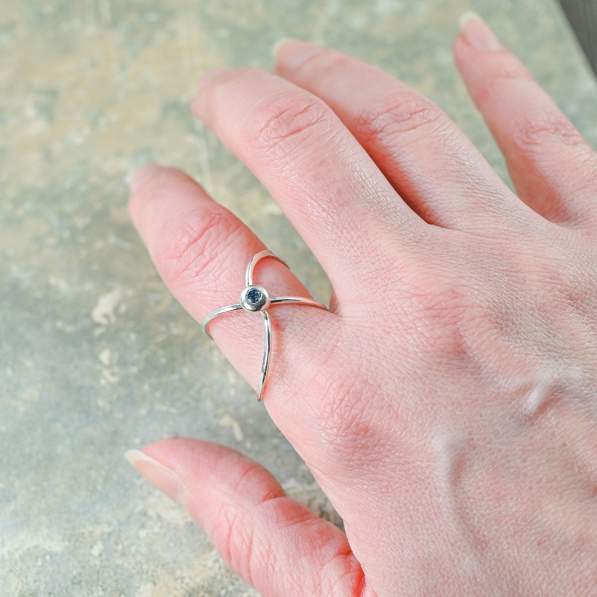 Montana Sapphire gemstone sterling silver statement ring, free form swirl, size 7.5